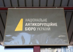 Медійний фасад НАБУ: що приховують «затишні інтерв'ю» детективів