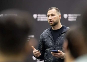 Багаторівнева ППО, протидія реактивним дронам та діпстрайки: Євгеній Хмара про пріоритети Міноборони