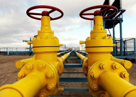 США договариваются о поставках газа в Европу в случае вторжения России в Украину