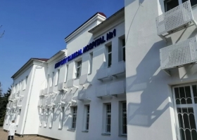 Старі обличчя — нові схеми? Київ збільшує медичний бюджет, але першою покупкою став супердорогий кіберніж