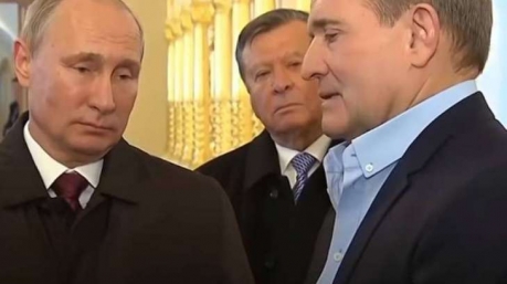 "Новая игра": СМИ пишут о том, кто на самом деле стоит за сливом аудиозаписей с разговорами кума Путина