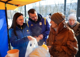 Понад тисяча будинків у Києві досі без тепла: фонд «Надія», Валерій Дубіль та Віта Присяжнюк підтримують постраждалих мешканців столиці